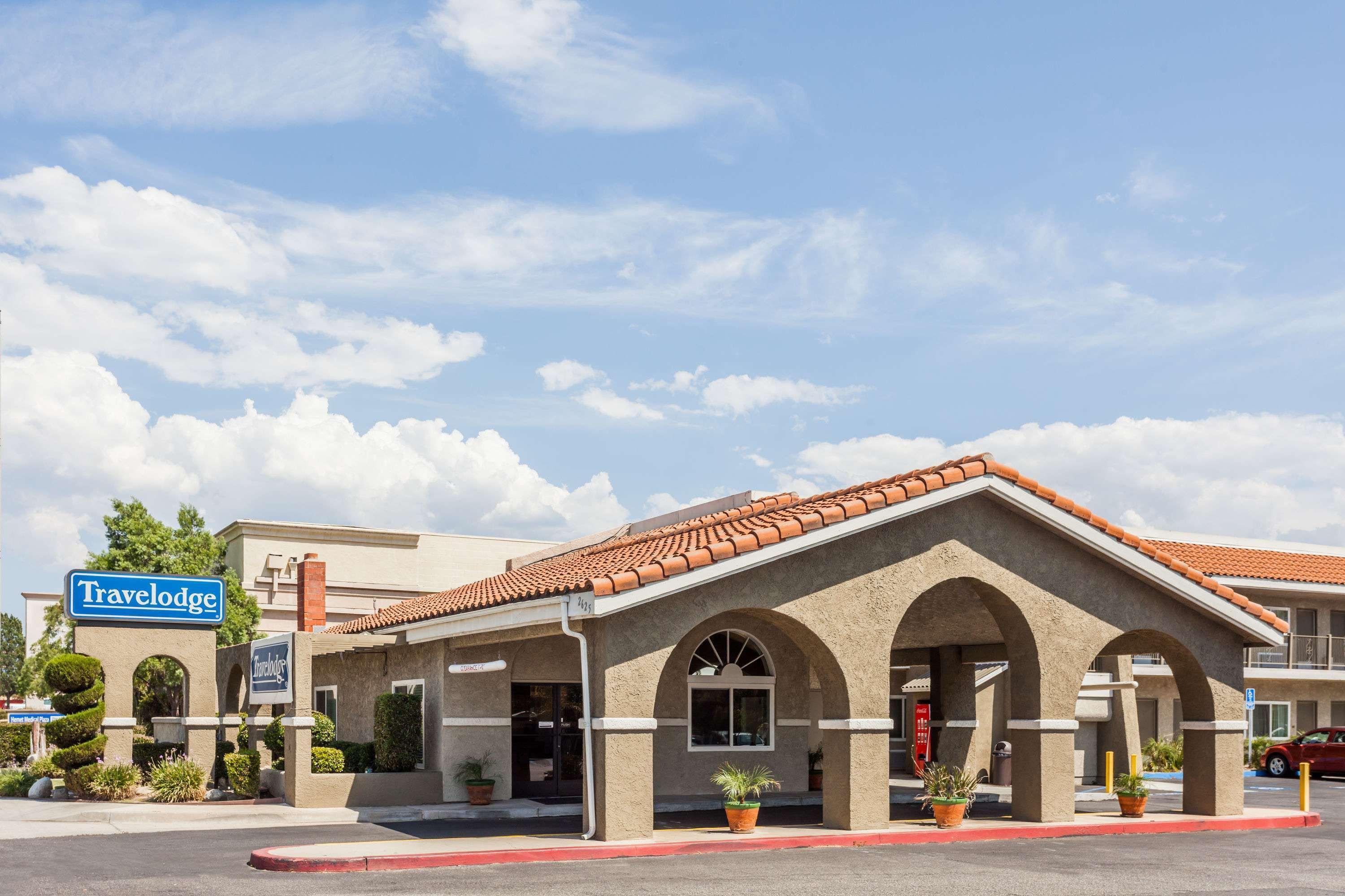 Travelodge By Wyndham Hemet Ca Экстерьер фото