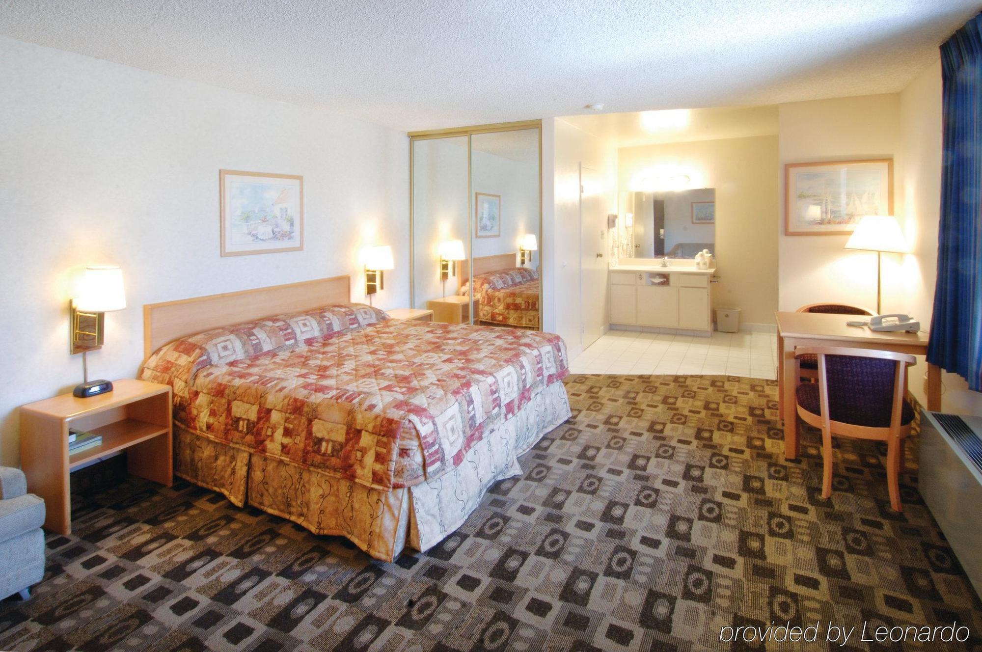 Travelodge By Wyndham Hemet Ca Номер фото