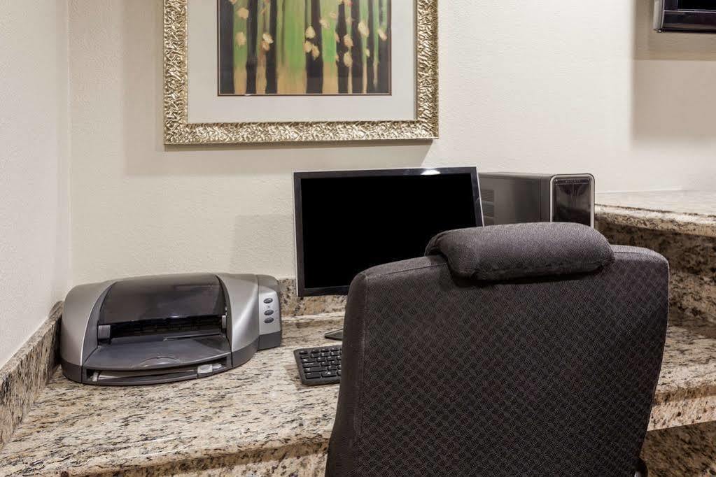 Travelodge By Wyndham Hemet Ca Экстерьер фото